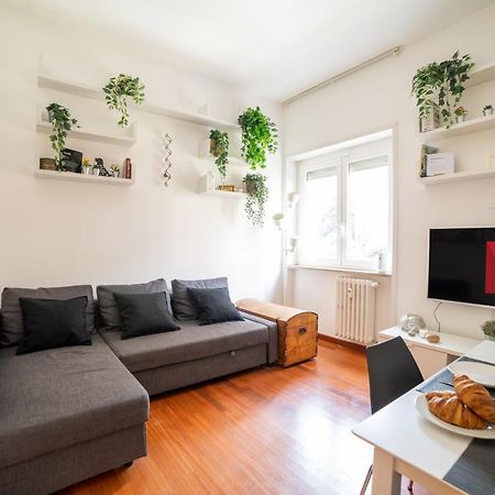 Citylife-Fiera Nuovo Apt Con Wifi & Netflix Milan Luaran gambar