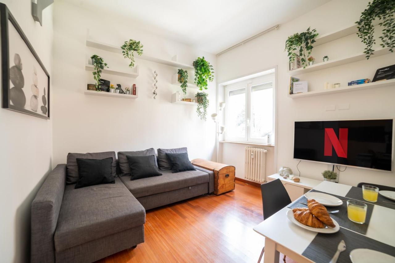 Citylife-Fiera Nuovo Apt Con Wifi & Netflix Milan Luaran gambar